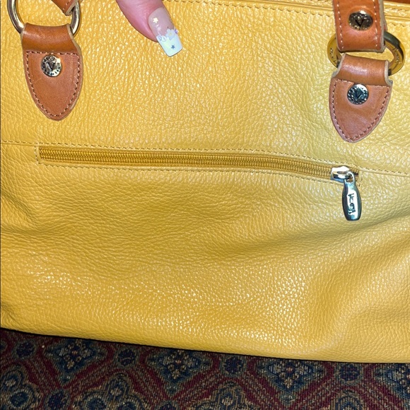 VALENTINA MADE IN ITALY GENTLY LOVED Yellow Leather Tan Tote Shoulder Bag ✨💛 - Picture 7 of 12